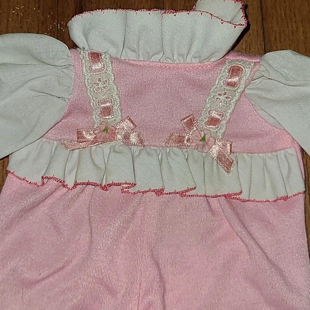 1993 YOLANDA bello‎ Porcelain Baby Doll Vintage Dress